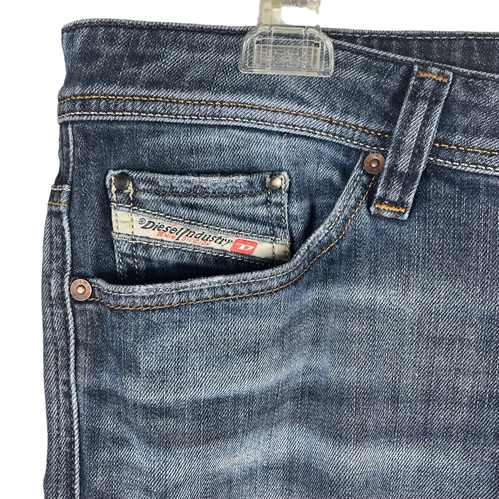 Diesel Industries "VIKER" Regular Straight Stretch Jeans 36x31 HEM IS ALTERED - Picture 7 of 14